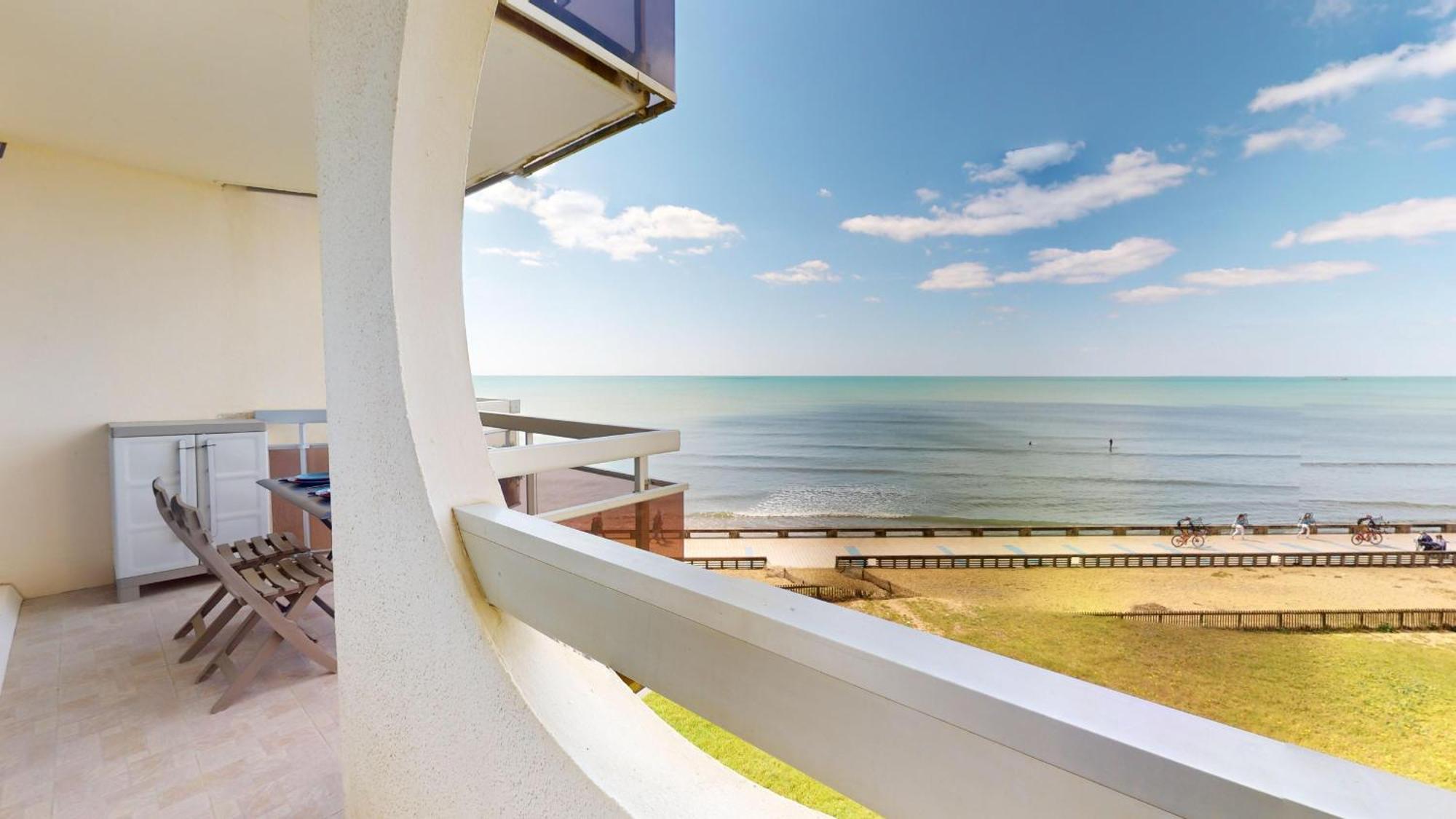 Panoramic View Face Mer سانت جيل كروا دي فيي المظهر الخارجي الصورة